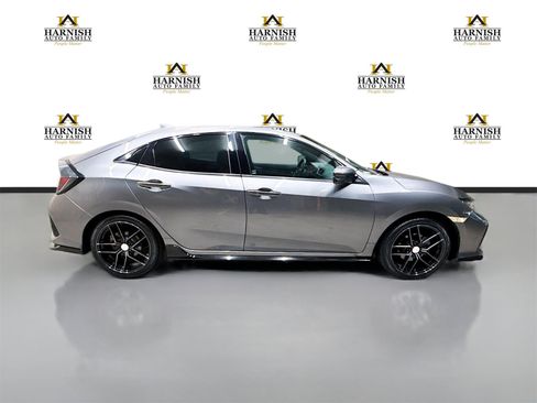 Used 2018 Honda Civic Sport Touring image 4