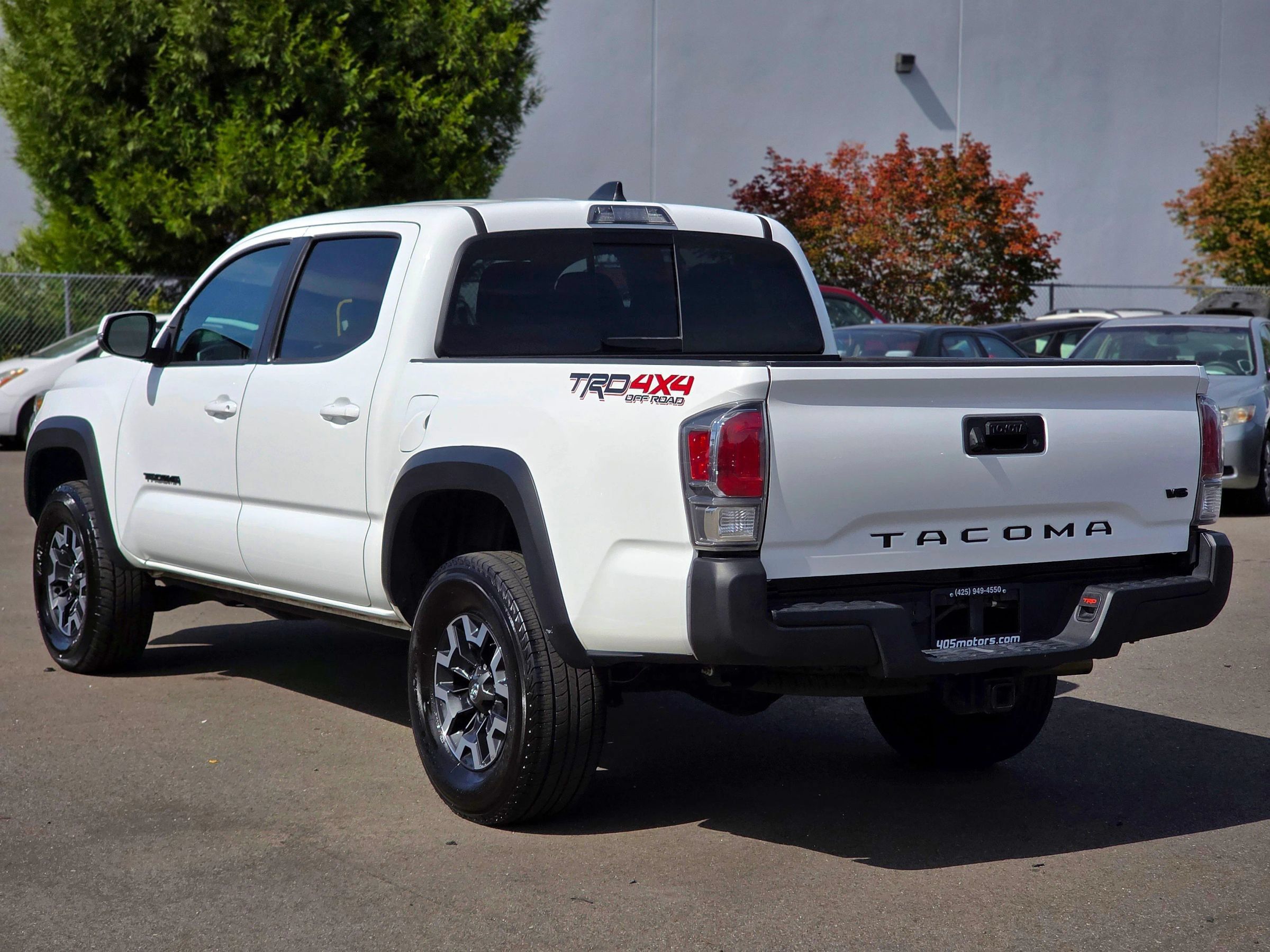 Used 2023 Toyota Tacoma TRD Off-Road AWD/4WD image 8