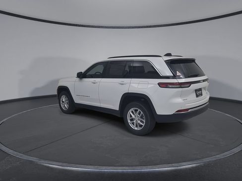 New 2026 Jeep Grand Cherokee Laredo X AWD/4WD image 11