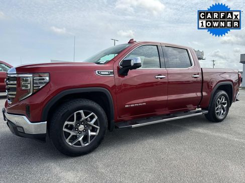 Used 2025 GMC Sierra 1500 SLT w/ SLT Premium Plus Package AWD/4WD image 8