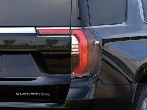 New 2025 GMC Yukon Elevation image 11