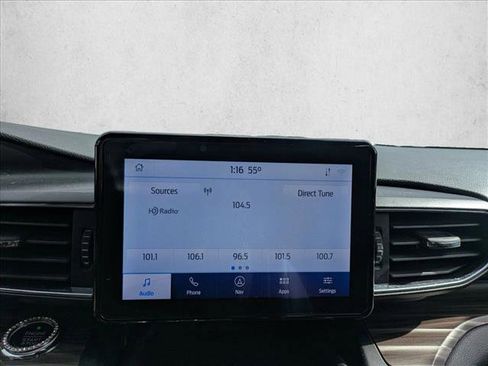 Used 2020 Ford Explorer Limited image 12