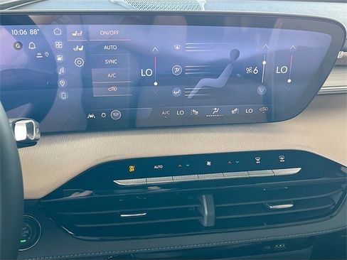 New 2026 Buick Enclave Preferred w/ Power Package image 11