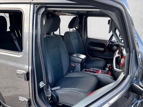 Used 2021 Jeep Wrangler Unlimited Sport AWD/4WD image 9