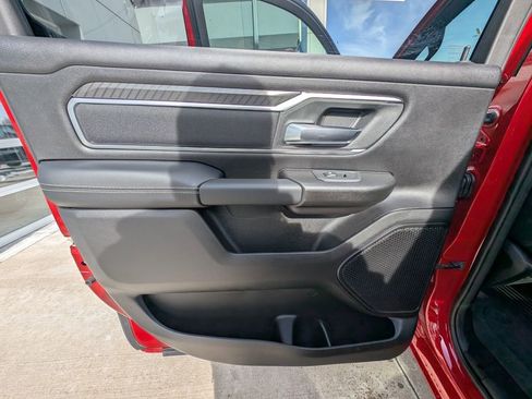 New 2026 RAM 1500 4x4 Crew Cab image 40