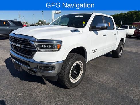 Used 2022 RAM 1500 Laramie AWD/4WD image 3