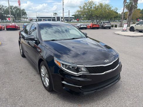 Used 2018 Kia Optima LX w/ 17" Alloy Wheels Package FWD image 1