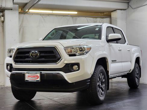Used 2023 Toyota Tacoma SR5 image 10