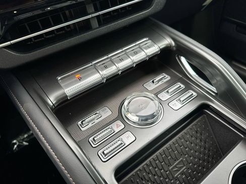New 2026 Lincoln Nautilus Premier w/ Equipment Group 102A AWD/4WD image 18
