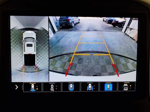 Used 2022 Chevrolet Silverado 1500 LTZ w/ LTZ Premium Texas Edition image 11