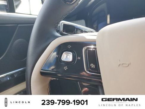 New 2025 Lincoln Corsair FWD image 31