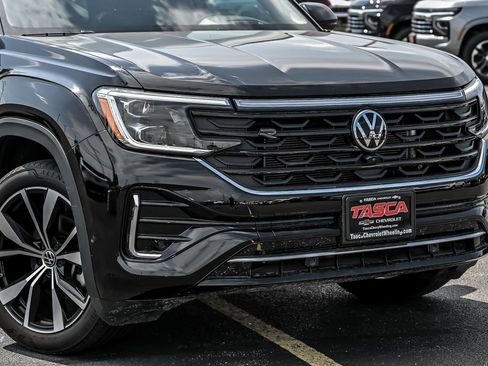 Used 2025 Volkswagen Atlas SEL Premium R-Line AWD/4WD image 3