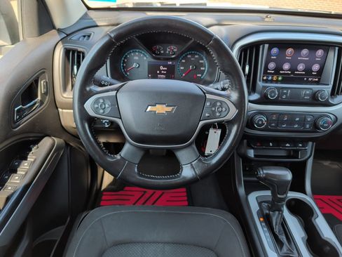 Used 2019 Chevrolet Colorado LT w/ LT Convenience Package AWD/4WD image 15