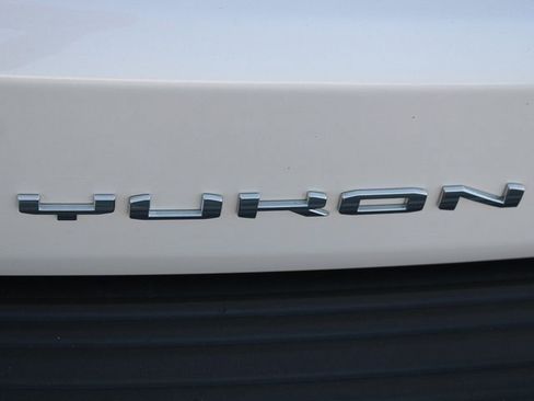 Certified 2021 GMC Yukon XL Denali w/ LPO, Illumination Package image 18