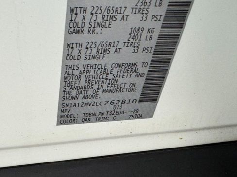 Used 2020 Nissan Rogue S image 26