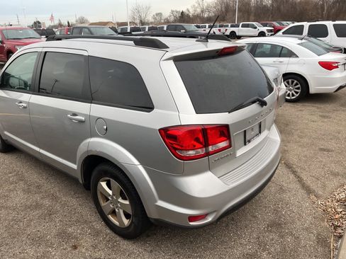 Used 2012 Dodge Journey SXT w/ Popular Equipment Group image 8
