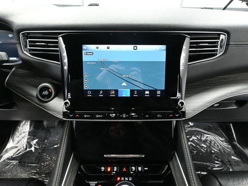 Used 2024 Jeep Wagoneer Series II w/ Flexible Seating Group AWD/4WD image 34