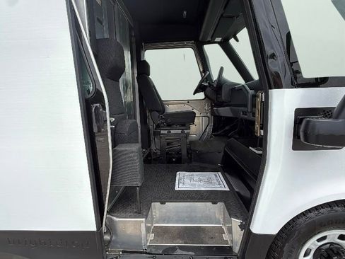 Used 2024 Chevrolet Brightdrop 600 w/ Battery Pack, Max Range AWD/4WD image 29
