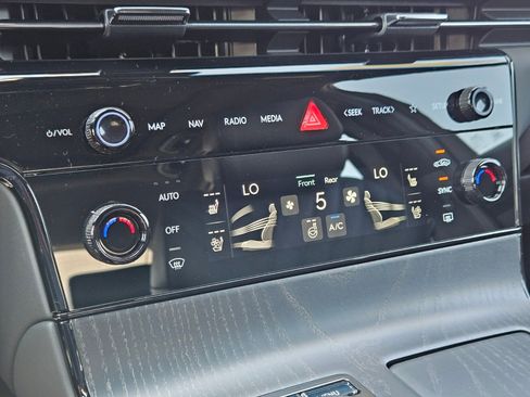 New 2026 Genesis G80 3.5T Prestige image 22