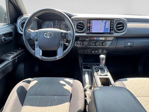 Used 2021 Toyota Tacoma TRD Sport AWD/4WD image 23
