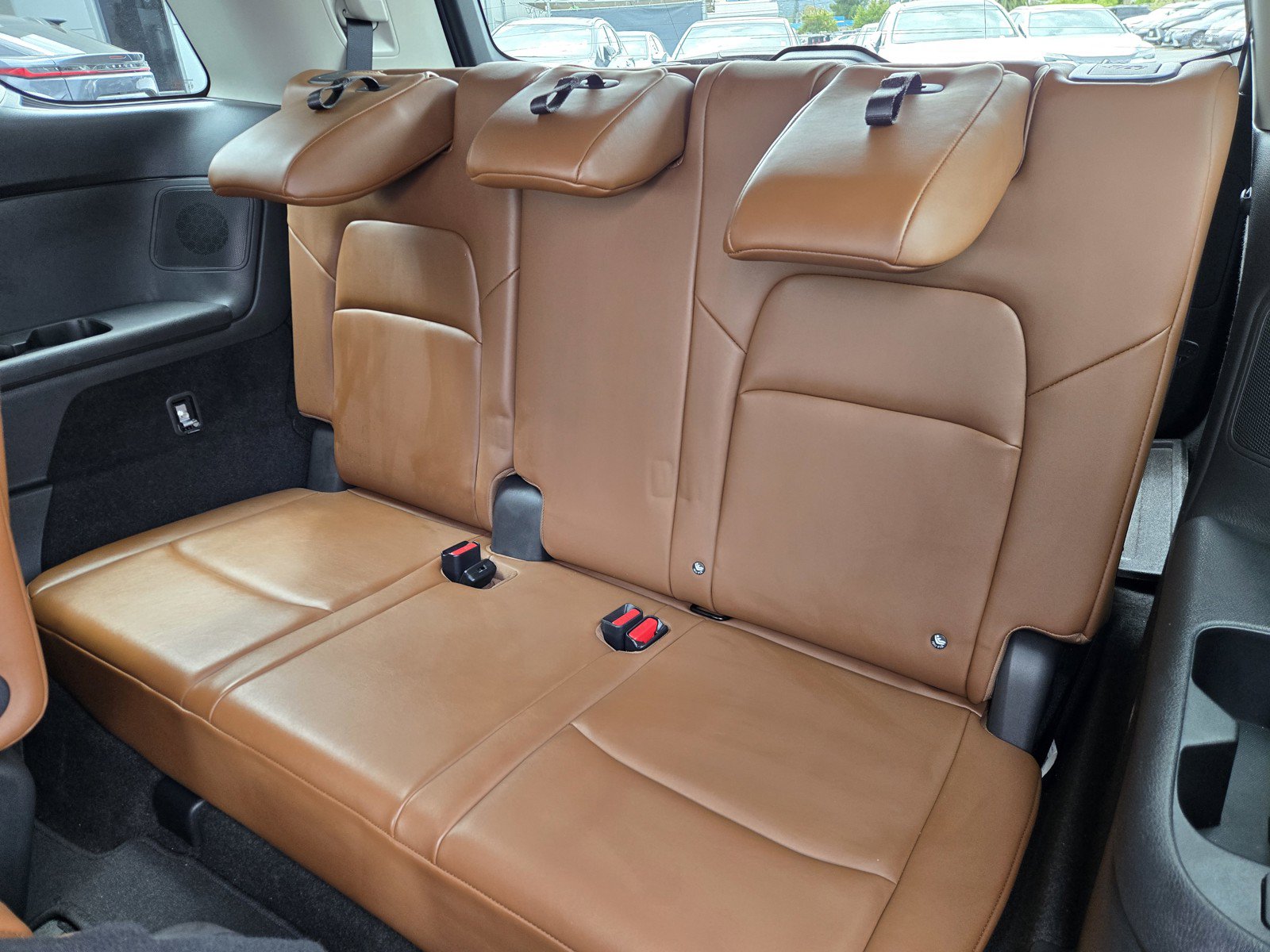 Used 2022 Nissan Pathfinder Platinum w/ Cargo Package AWD/4WD image 17