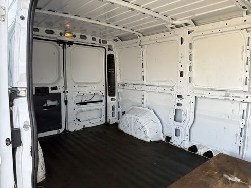 Used 2022 RAM ProMaster 3500 FWD image 26