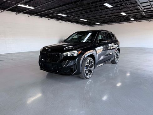 Used 2026 BMW X1 M35i w/ Technology Package AWD/4WD image 2