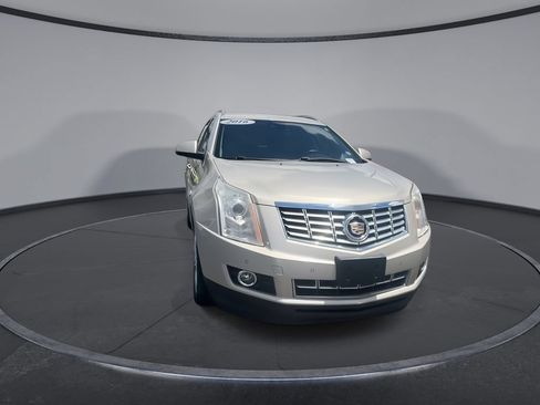 Used 2016 Cadillac SRX Premium FWD image 2