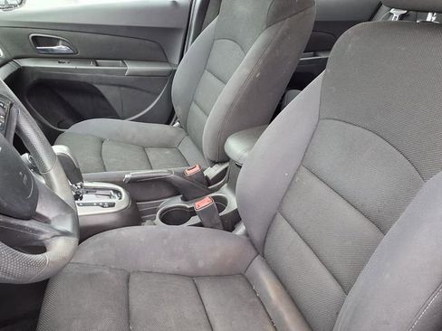 Certified 2016 Chevrolet Cruze LT FWD image 3