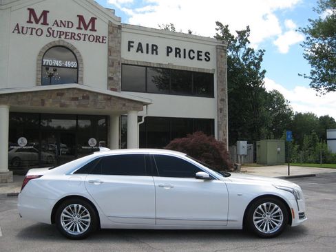 Used 2018 Cadillac CT6 2.0T RWD image 8