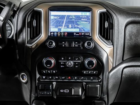 Used 2023 Chevrolet Silverado 3500 High Country w/ Technology Package AWD/4WD image 25