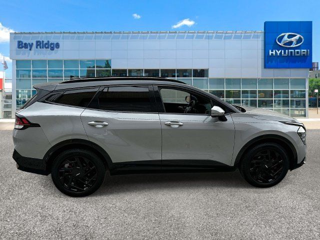 Used 2024 Kia Sportage SX AWD/4WD image 2