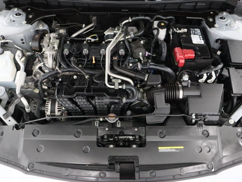 Used 2024 Nissan Altima 2.5 SV image 37