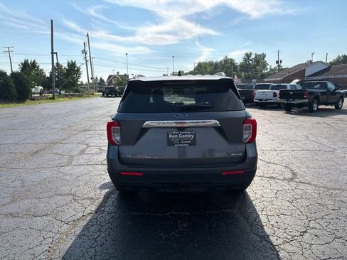 Used 2021 Ford Explorer XLT w/ Class III Trailer Tow Package AWD/4WD image 7