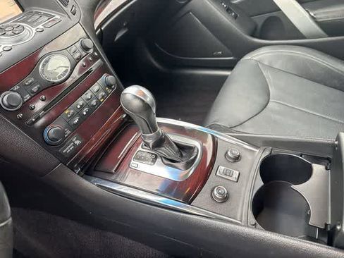 Used 2013 INFINITI G37 Convertible w/ Premium Pkg RWD image 26
