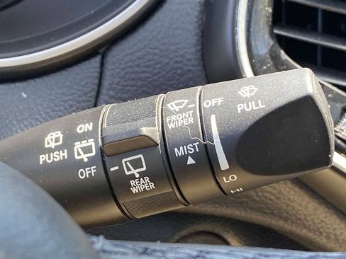 Used 2020 Jeep Cherokee Limited AWD/4WD image 21