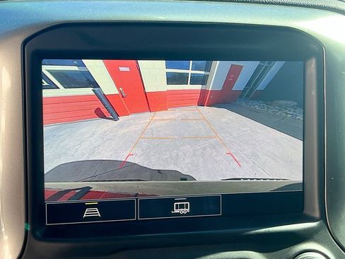 Used 2021 Chevrolet Silverado 1500 LT Trail Boss w/ Convenience Package II image 13