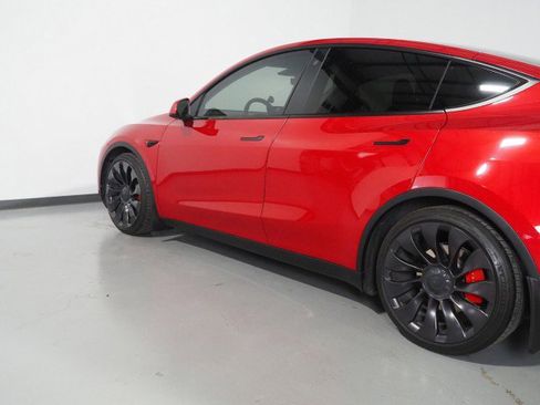 Used 2023 Tesla Model Y Performance image 50
