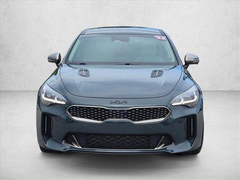 Used 2022 Kia Stinger GT2 image 2