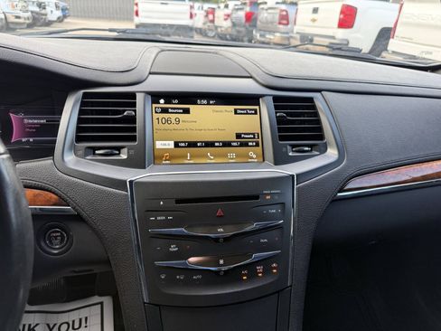 Used 2016 Lincoln MKS FWD image 25