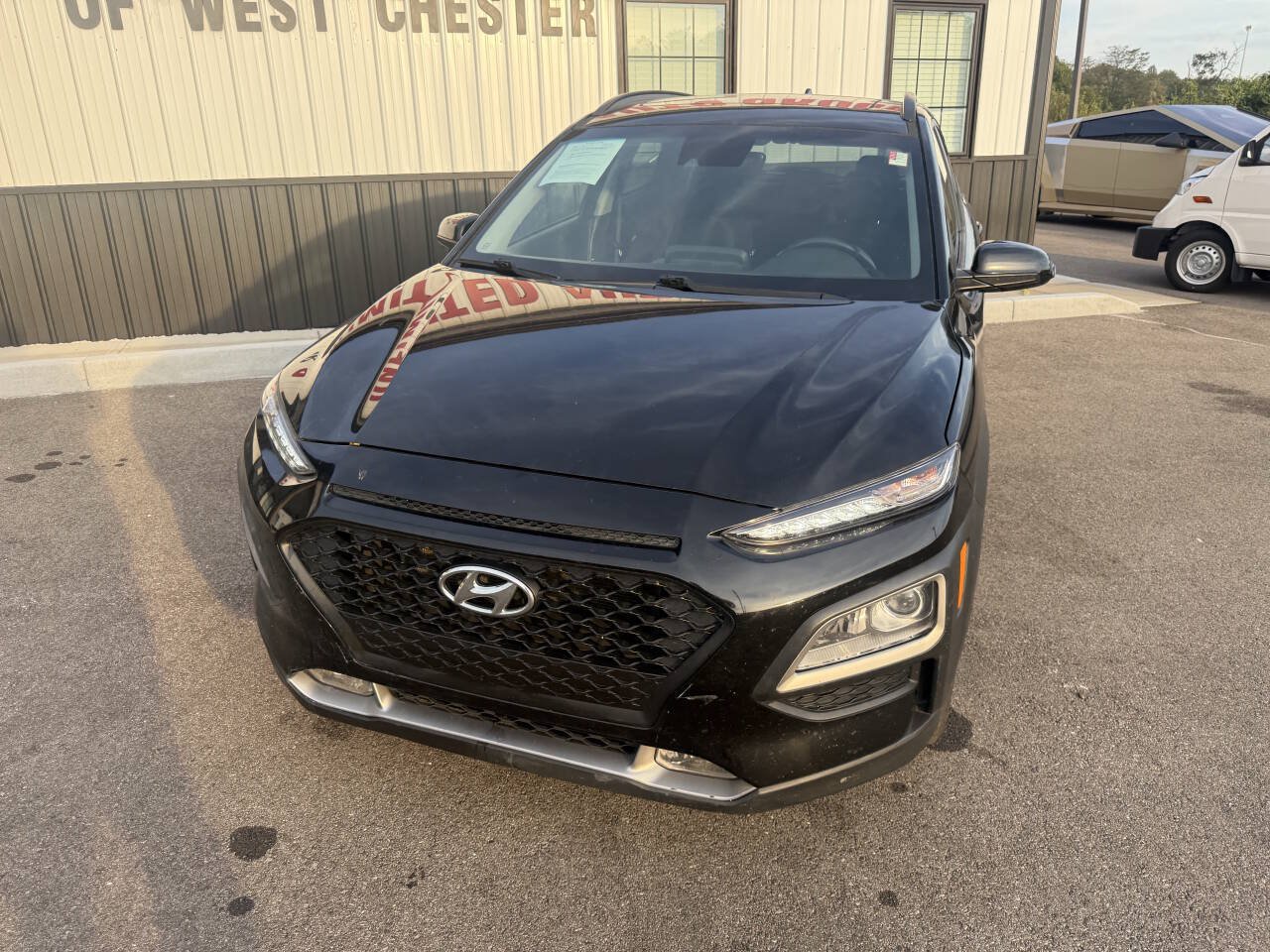 Used 2021 Hyundai Kona SEL Plus FWD image 2