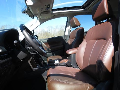 Used 2018 Subaru Forester 2.5i Touring image 10