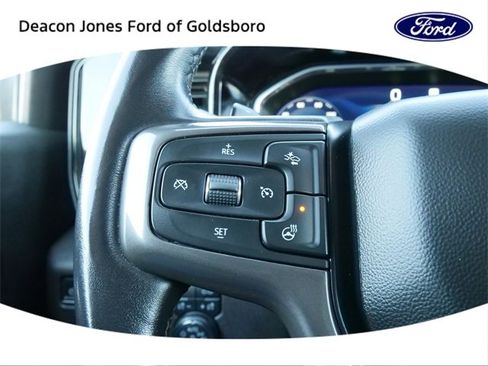 Used 2023 Chevrolet Silverado 1500 ZR2 image 23