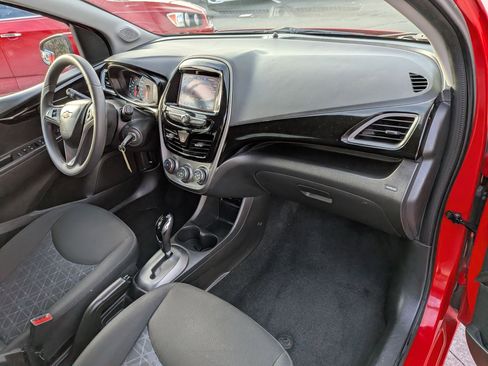 Used 2021 Chevrolet Spark LT image 28