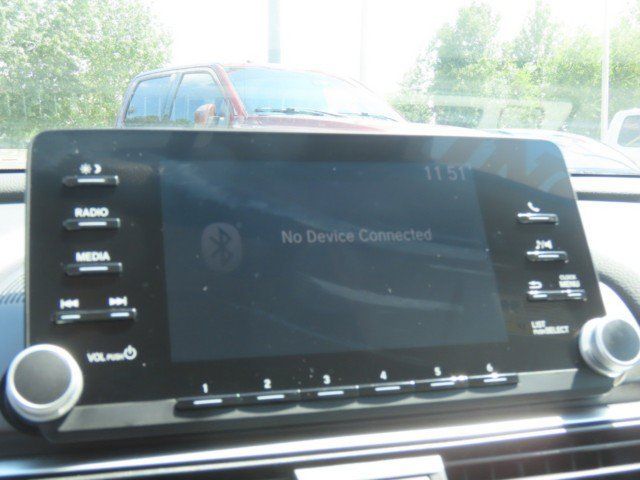 Used 2018 Honda Accord LX image 27