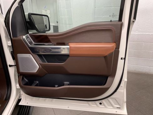 Used 2025 Ford F150 King Ranch w/ FX4 Off-Road Package image 30