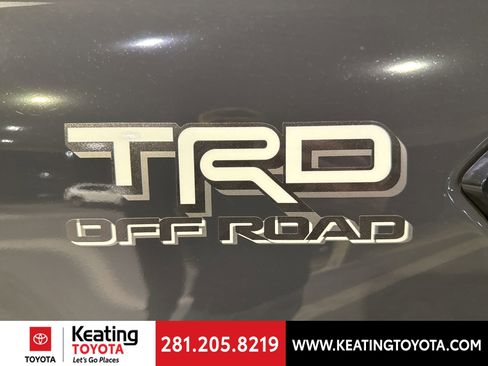 Certified 2025 Toyota Tacoma TRD Off-Road AWD/4WD image 10