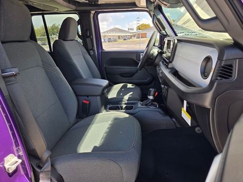 New 2026 Jeep Gladiator Sport image 19