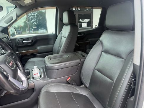Used 2021 GMC Sierra 1500 SLT w/ SLT Premium Plus Package AWD/4WD image 3