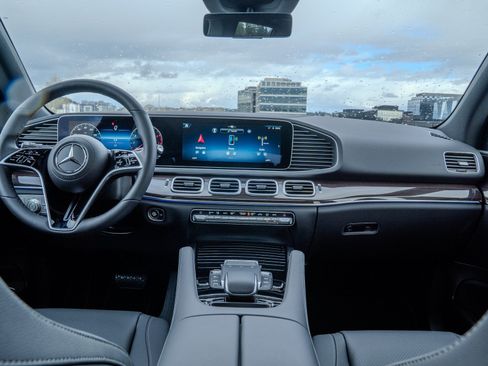 Certified 2026 Mercedes-Benz GLE 450 4MATIC image 16